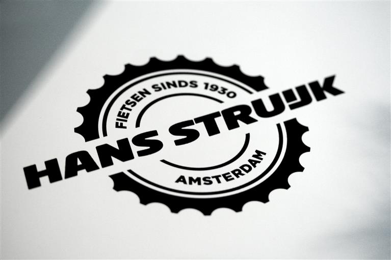 Visuele identiteit & logo ontwerp Hans Struijk
